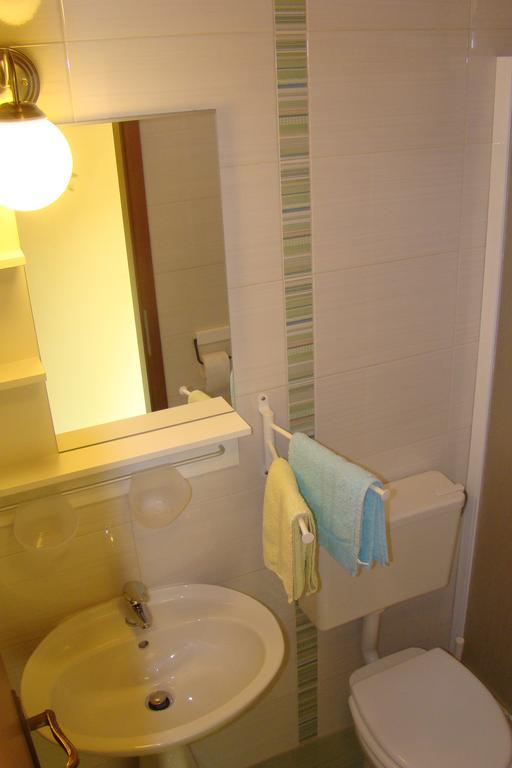 Apartments Renata - Brseč Habitación foto